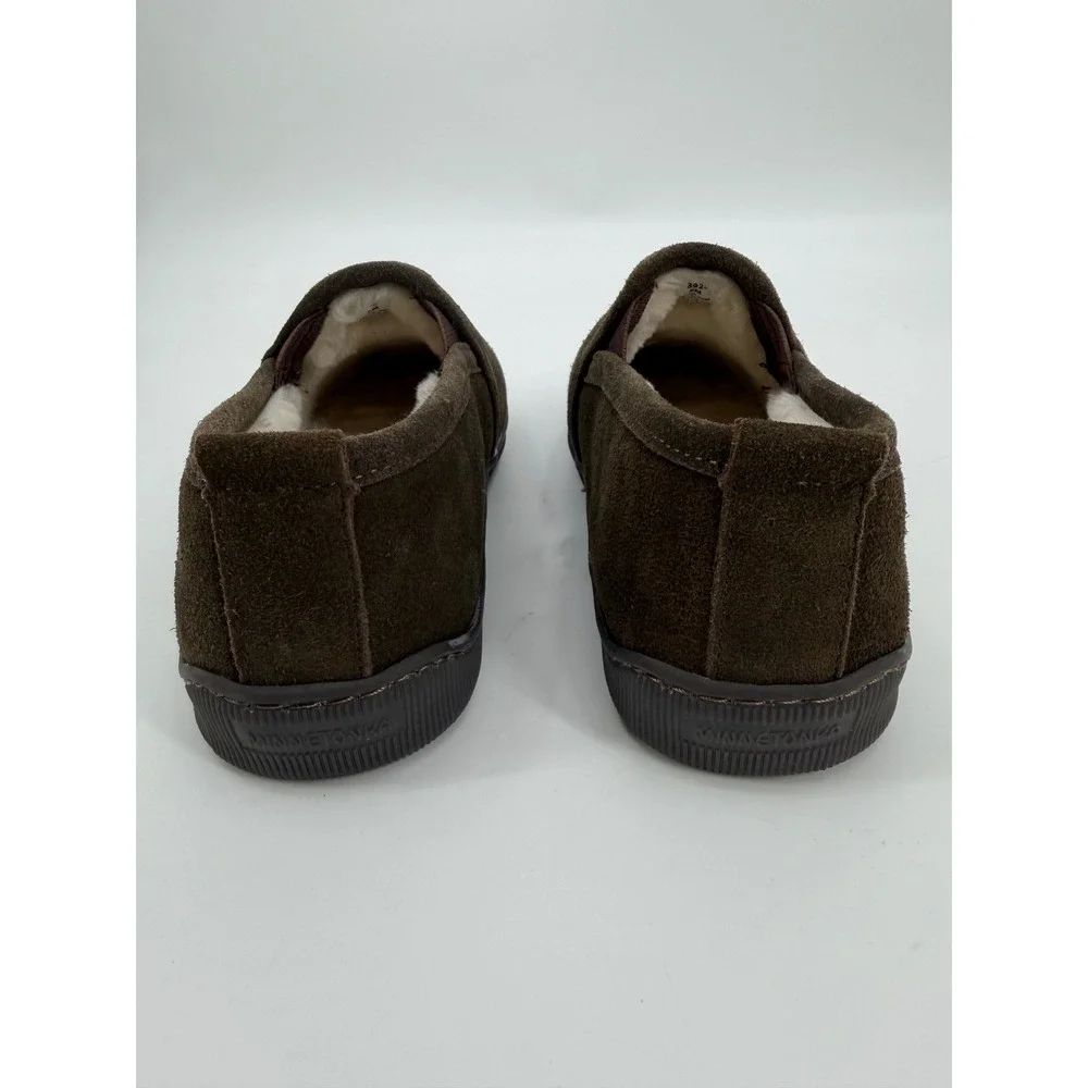Minnetonka Mens 3928 Suede Pile Lined Slip On Slippers Chocolate Brown Size 8M